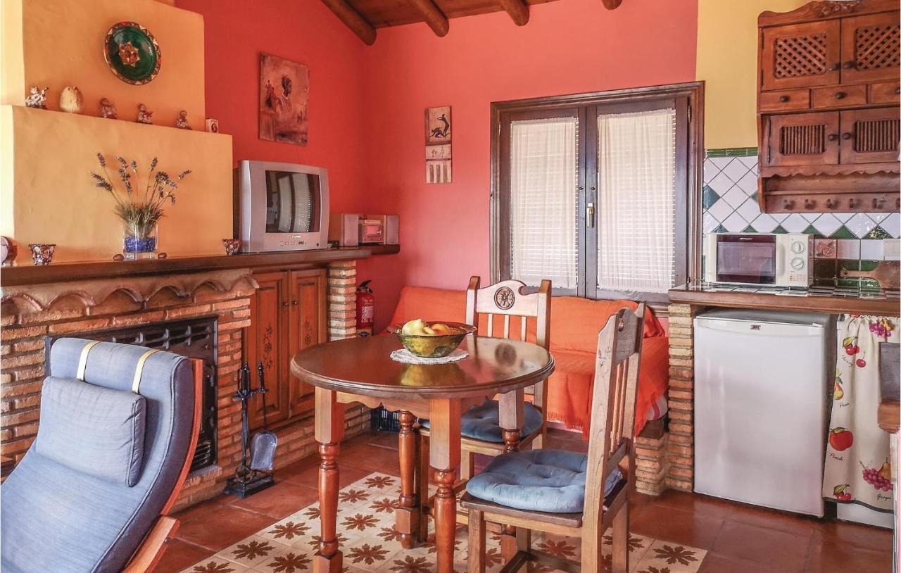 Nice Home In Benalauria With Kitchenette Ngoại thất bức ảnh